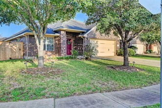 19018 Logan Star Ct in Richmond, TX - Building Photo - Building Photo