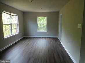 9900 Doubletree Ln in Springdale, MD - Building Photo - Building Photo