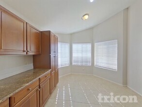 1938 E Wagoner Rd in Phoenix, AZ - Building Photo - Building Photo