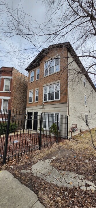 1129 S Albany Ave in Chicago, IL - Building Photo