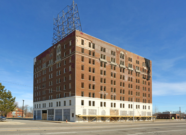 Winston Place Apartments in Detroit, MI - Building Photo - Building Photo