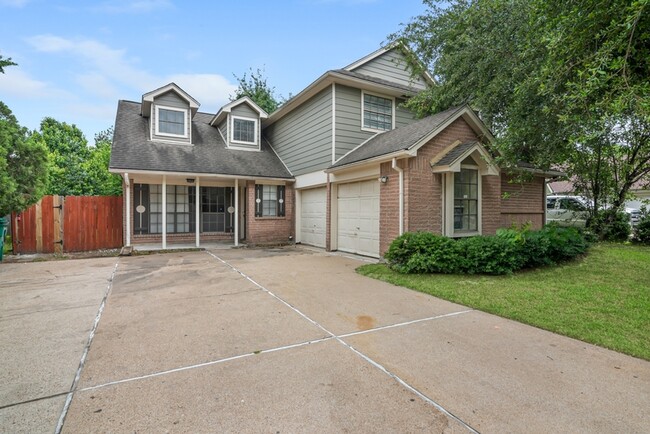 property at 4807 Shadowdale Dr