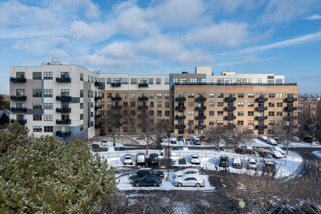 Regal Loft Condos in Chicago, IL - Building Photo - Building Photo