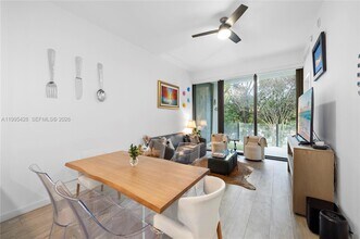 2831 S Bayshore Dr in Miami, FL - Building Photo - Building Photo