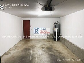 15240 Boones Way in Lake Oswego, OR - Building Photo - Building Photo