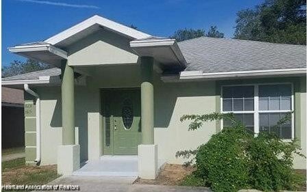 1613 Wightman Ave in Sebring, FL - Foto de edificio