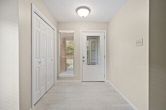 3411 Valley Gardens Dr in Houston, TX - Building Photo - Building Photo