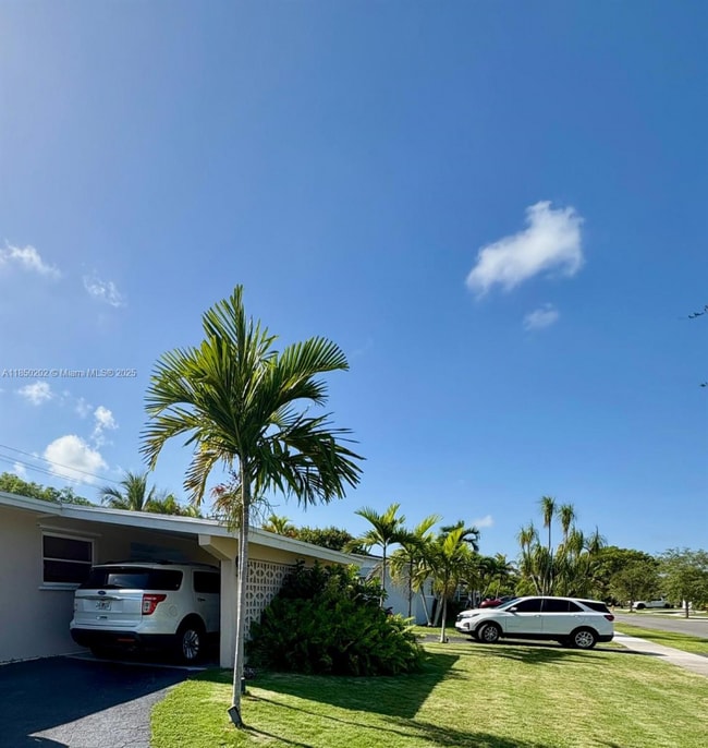 19920 SW 88th Pl in Cutler Bay, FL - Building Photo - Building Photo