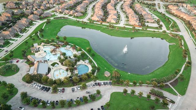 property at 525 Rustic Oak Ln