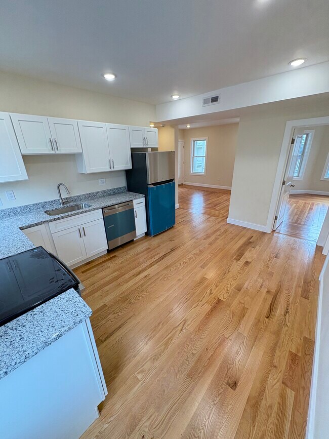 7 Lowell Cir in Somerville, MA - Foto de edificio - Building Photo