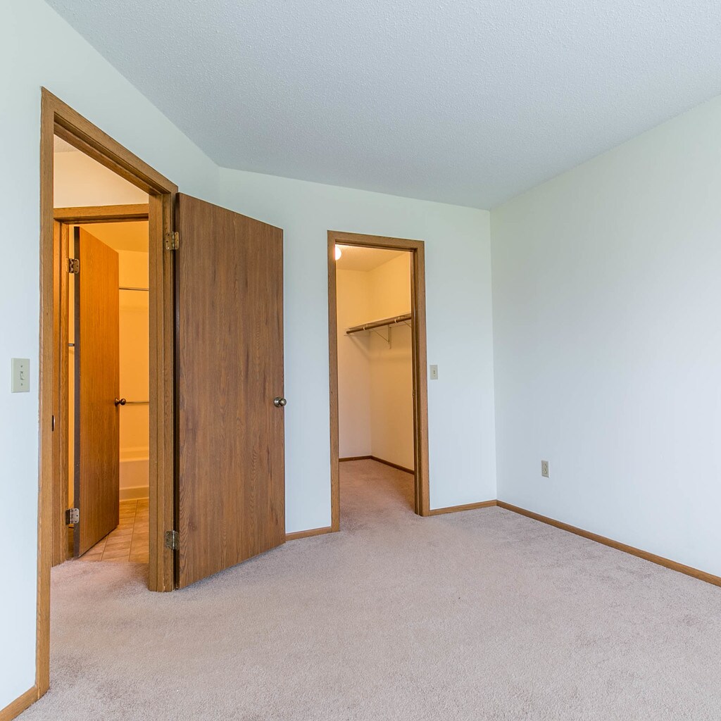 Chesterfield of Maumee Maumee, OH Apartments