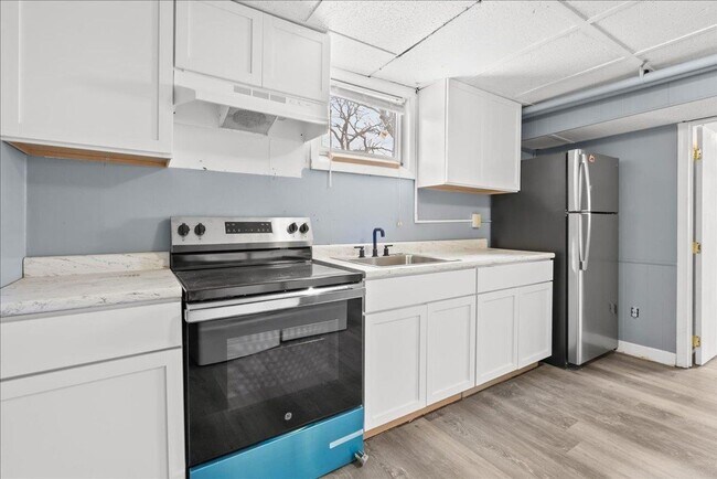 property at 1416 Starview Dr