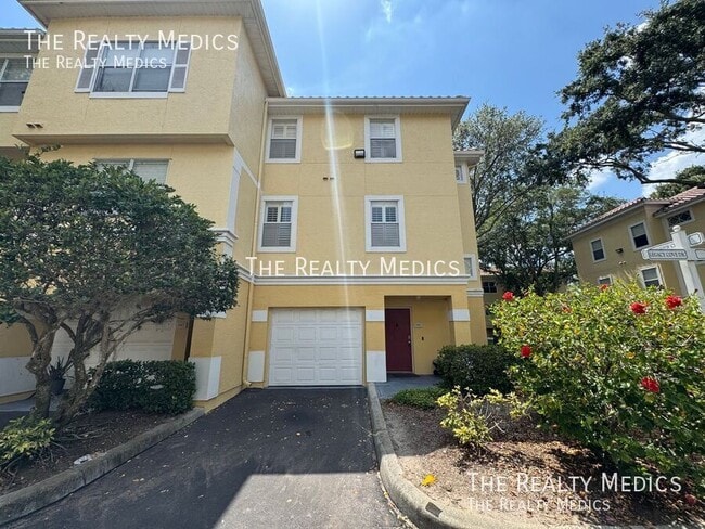 property at 1967 Legacy Cove Dr