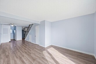 267 S Ventura Rd in Port Hueneme, CA - Building Photo - Building Photo