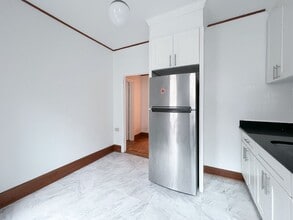 METROPOLITAN AVENUE in Brooklyn, NY - Building Photo - Building Photo