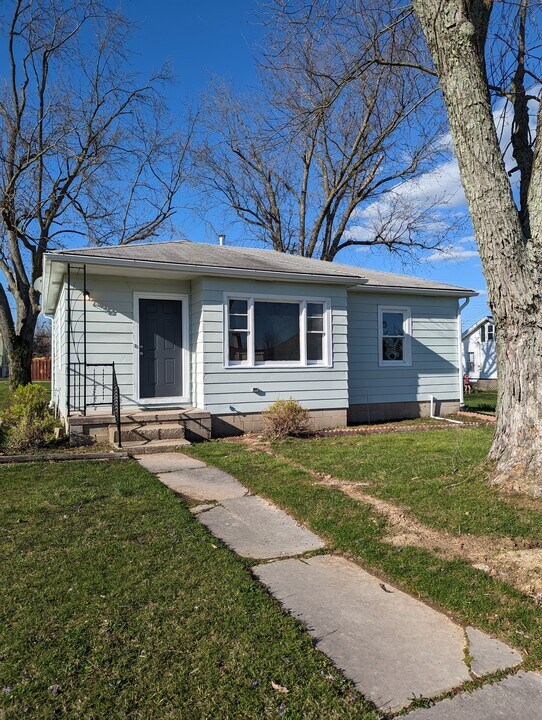 1617 2nd St Photo