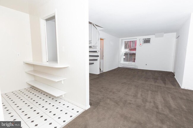 2311 Spruce St in Philadelphia, PA - Building Photo - Building Photo