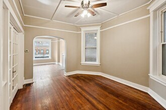 903 W Addison St in Chicago, IL - Building Photo - Building Photo