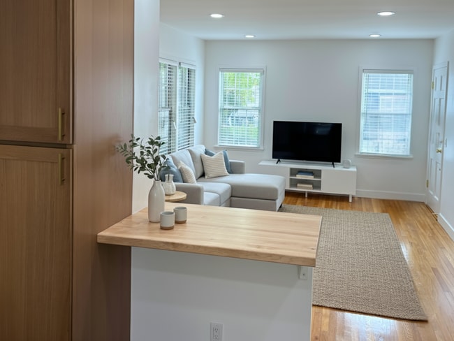 1802 Ocean Park Blvd., Santa Monica, CA 90405 in Santa Monica, CA - Building Photo - Building Photo