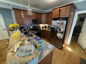 15 Orchard St, Unit 1 in Cambridge, MA - Building Photo - Building Photo