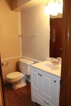 4308 Bonaparte Blvd in Midwest City, OK - Foto de edificio - Building Photo