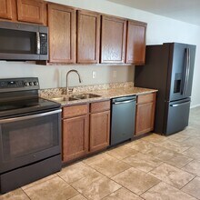 1605 Steele Ave, Unit A in Springdale, AR - Building Photo - Building Photo
