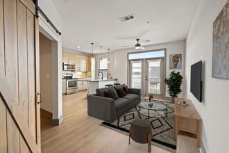 District at Duluth Apartments in Duluth, GA - Foto de edificio - Building Photo
