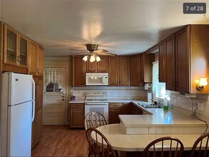 4933 S Grand Ave, Unit 3 in Independence, MO - Building Photo - Building Photo