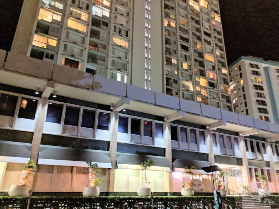 747 Amana St, Unit 1101 in Honolulu, HI - Building Photo