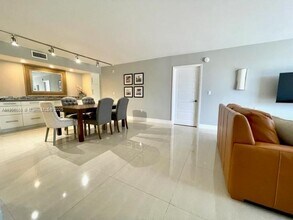 9721 E Bay Harbor Dr in Bay Harbor Islands, FL - Building Photo - Building Photo