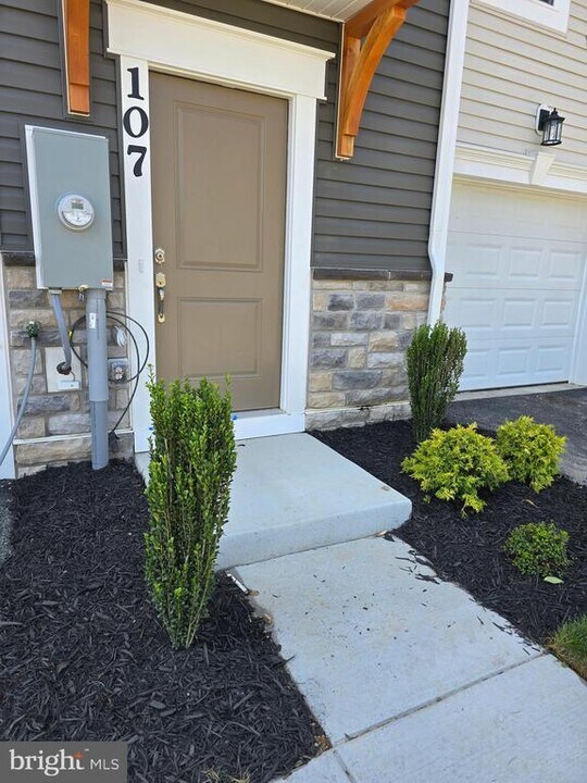 123 Boone Court in Winchester, VA - Building Photo
