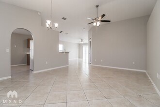 16926 Corner Bay Ct in Orlando, FL - Foto de edificio - Building Photo