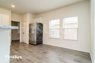 1045 N Churchill Dr in Fate, TX - Building Photo - Building Photo