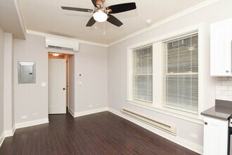 640 W Wrightwood Ave in Chicago, IL - Foto de edificio - Building Photo