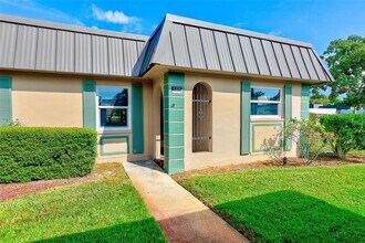 4308 Summersun Dr in New Port Richey, FL - Building Photo - Building Photo