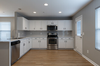 644 Pemberton Dr in Lebanon, TN - Building Photo - Building Photo