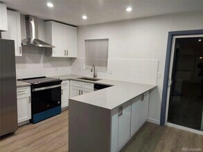 5657 S Lowell Blvd in Littleton, CO - Building Photo - Building Photo