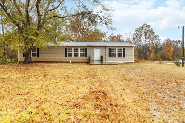 property at 2420 Creekside Dr