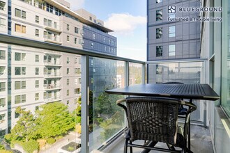 10301 NE 10th St, Unit FL9-ID946 in Bellevue, WA - Building Photo - Building Photo