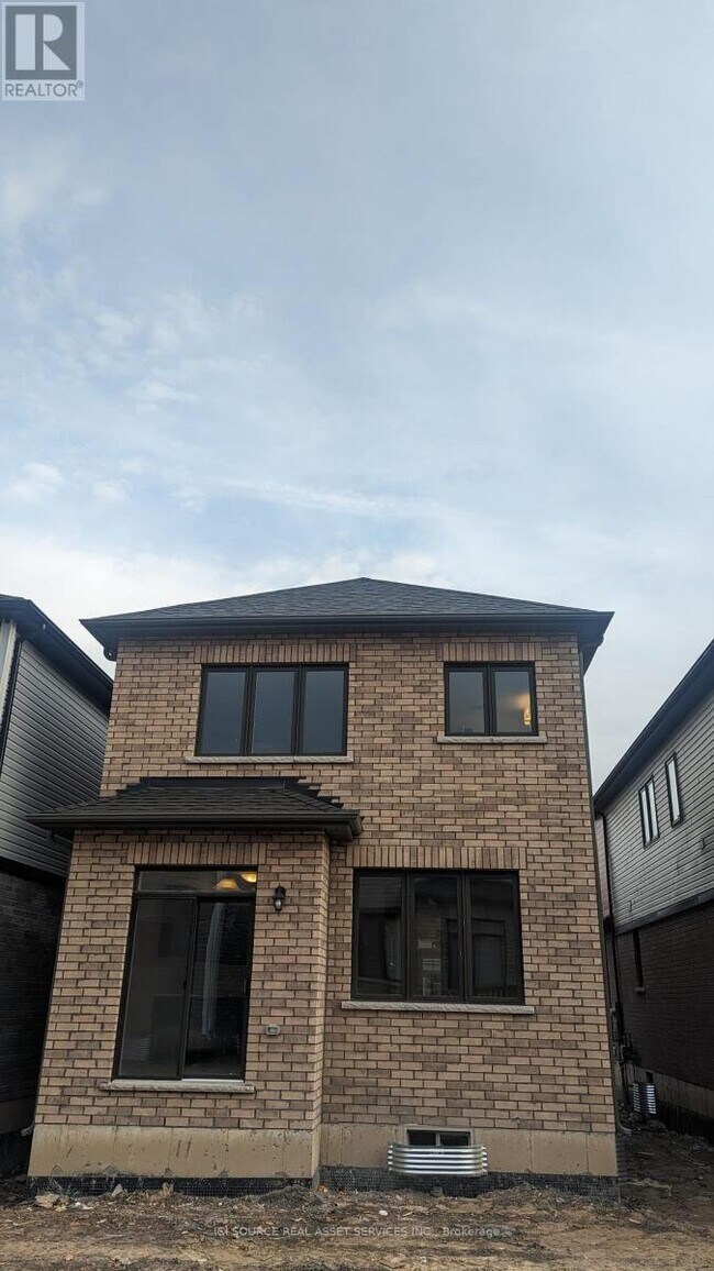 225 Wilmot Rd in Brantford, ON - Building Photo - Building Photo