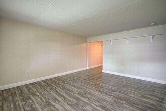 1883 Dillone Ln in North Palm Beach, FL - Building Photo - Building Photo
