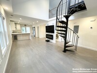 21 Iroquois St, Unit 2 in Boston, MA - Building Photo - Building Photo