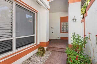 1140 SW 150th Terrace in Pembroke Pines, FL - Building Photo - Building Photo
