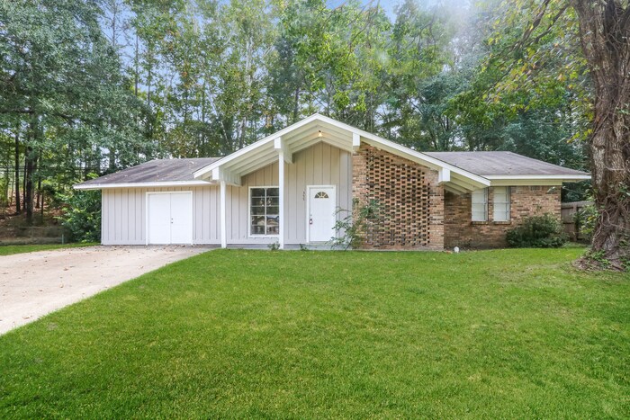 355 St Joe Blvd in Pearl, MS - Building Photo