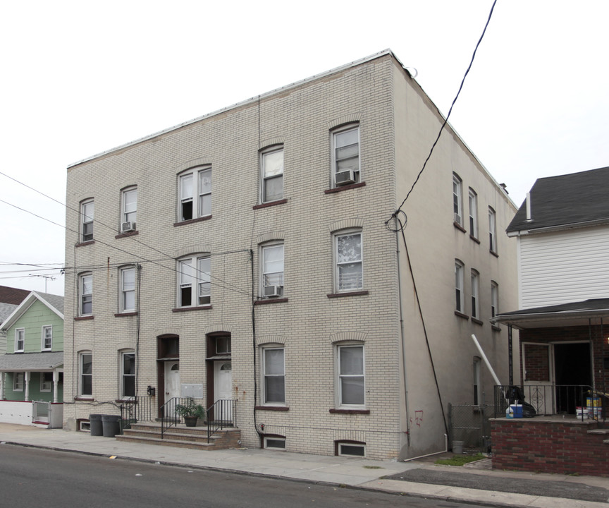 143-145 Fulton St in Elizabeth, NJ - Building Photo