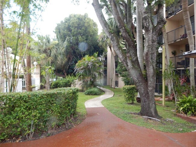 property at 14601 N Kendall Dr
