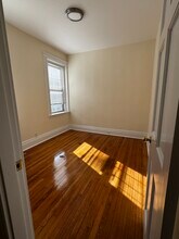 65 Park Dr, Unit 27-07 in Boston, MA - Building Photo - Building Photo