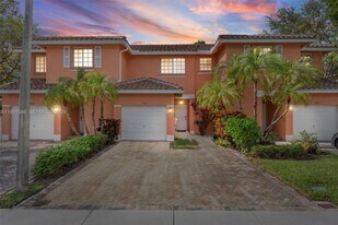 3811 NW 91st Terrace in Sunrise, FL - Building Photo