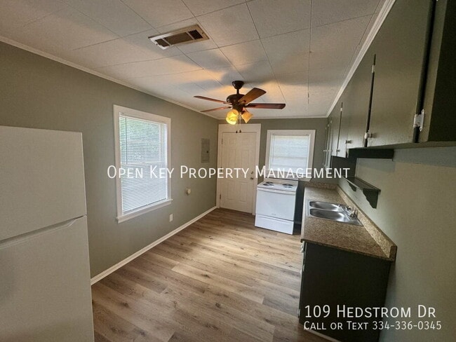 property at 109 Hedstrom Dr