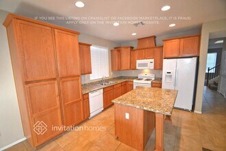 641 Powder Brook Dr in Henderson, NV - Foto de edificio - Building Photo